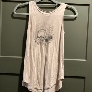 Casual graphic tank top